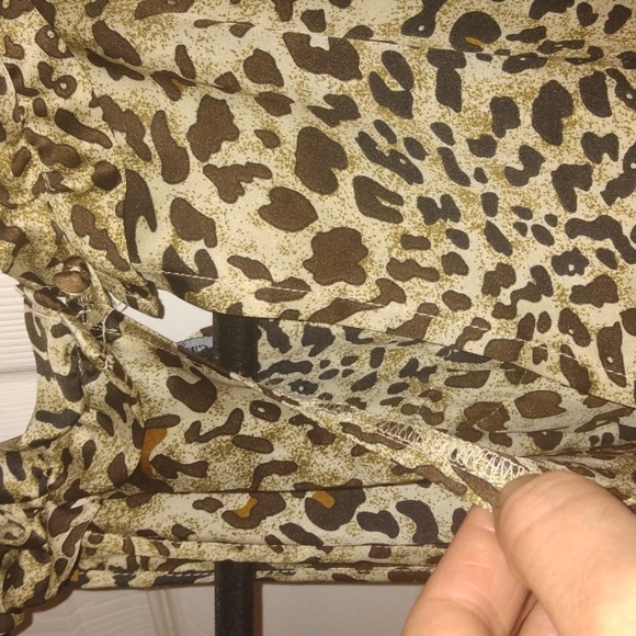 Essentials by Milano women's animal pattern sleeveless top SZ XL NWoT - Picture 13 of 17